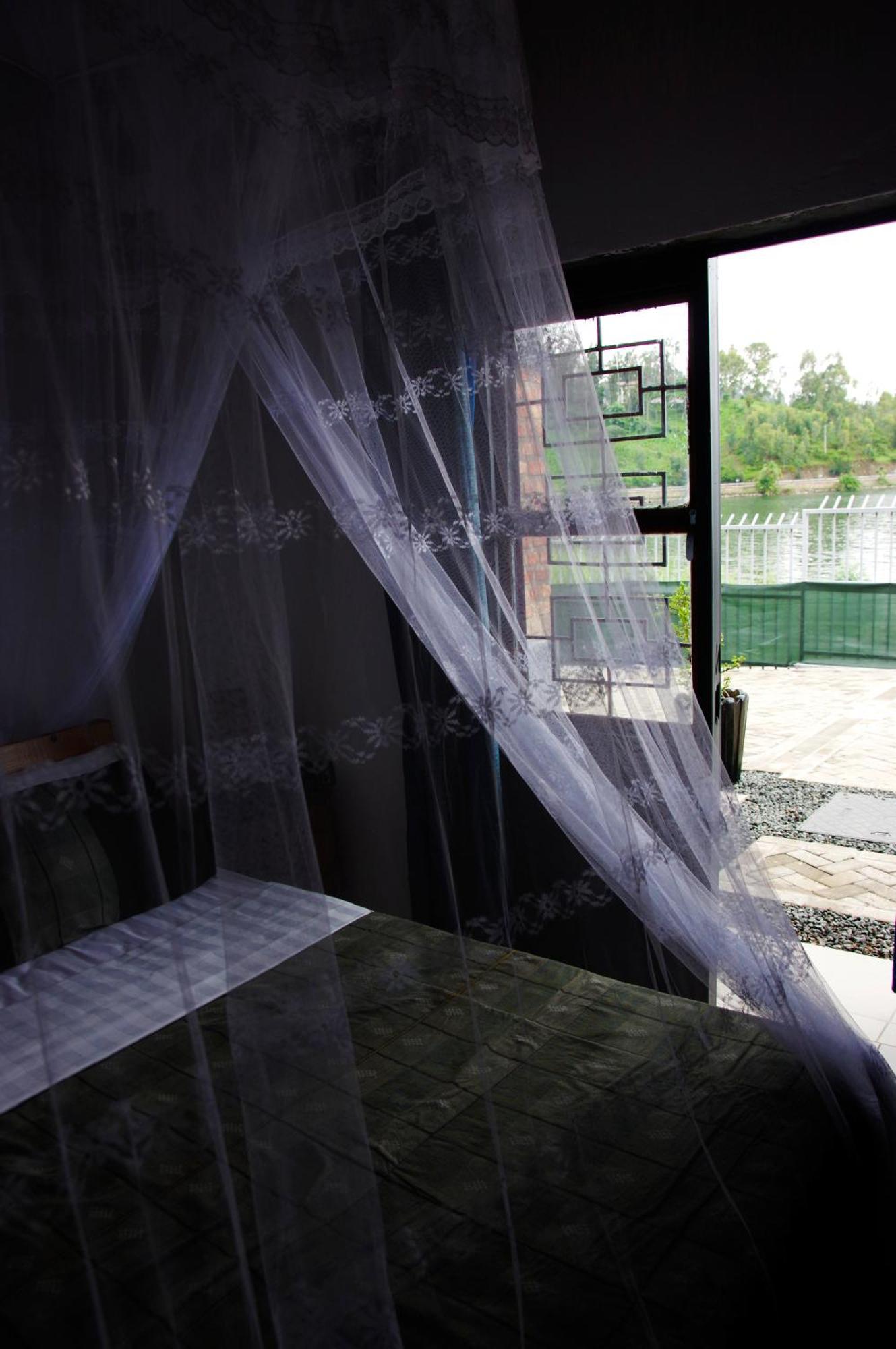 Spa Shallum Kibuye Exterior photo